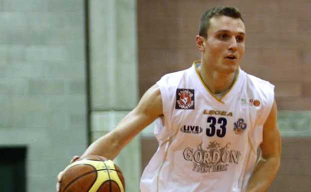 Basket DNC. La Gordon vince in casa. Calolzio cade a Piadena