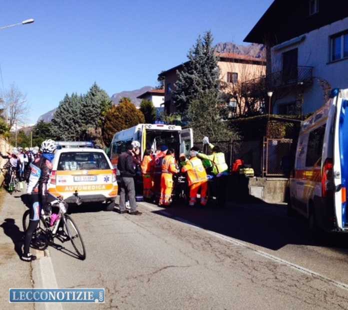 ciclista malore_mandello_1feb2015 (5)