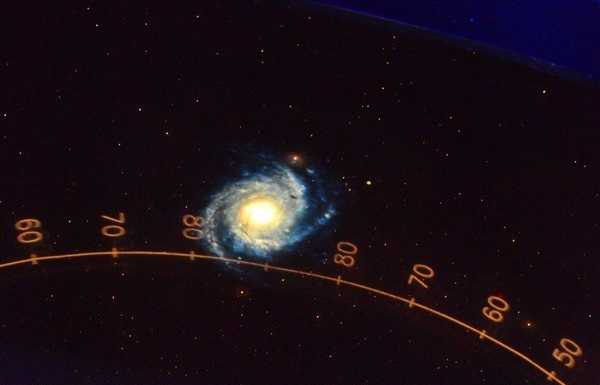 “San Valentino tra le stelle”, astronomia e canti al Planetario