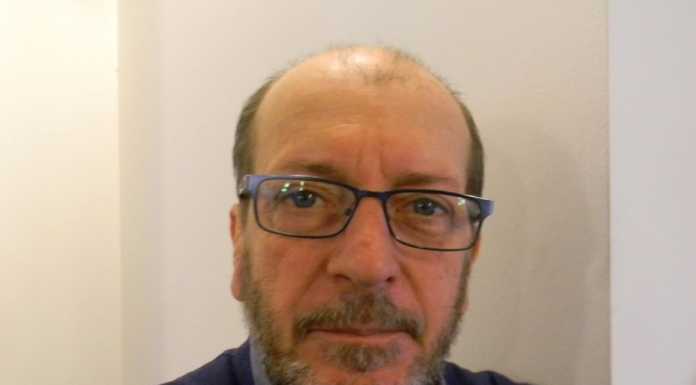 Dario Vergassola a Lecco presenta: “La ballata delle acciughe”