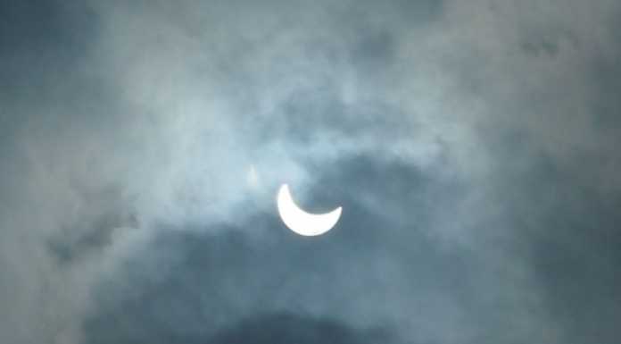 Eclissi: delusione, nel lecchese le nuvole rovinano lo spettacolo