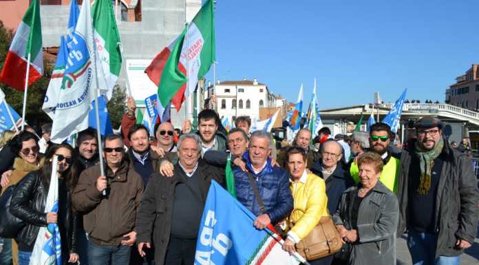 Terrorismo. FDI: “Esigiamo sicurezza per i lecchesi”