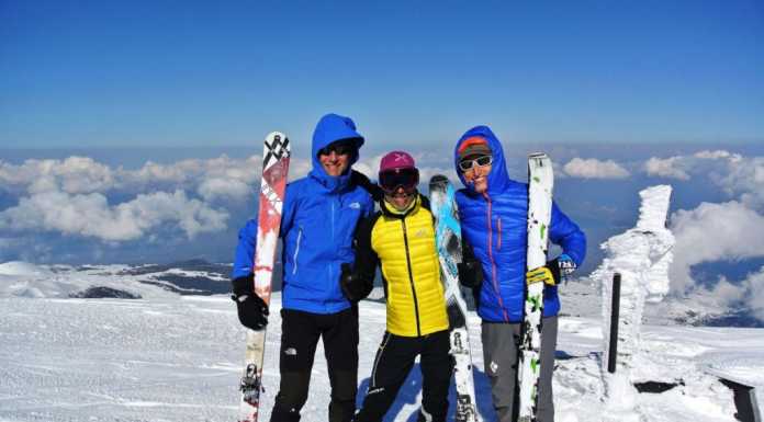 Tra neve e fuoco: tre lecchesi sciano l’Etna
