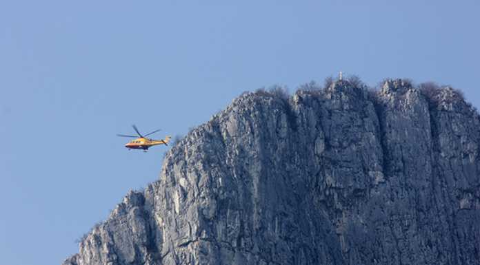 Bloccato sul Medale, 85enne recuperato dai soccorritori