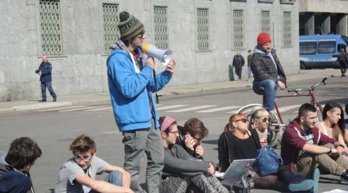 Lecco: studenti piazza, si protesta contro la “buona scuola”