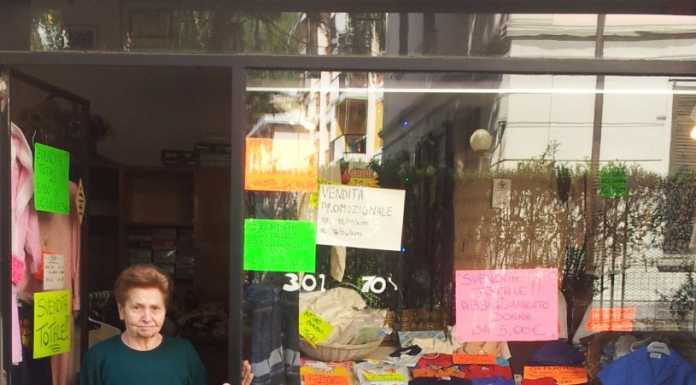 Maggianico, dopo 60 anni di attività chiude la merceria “Egi”