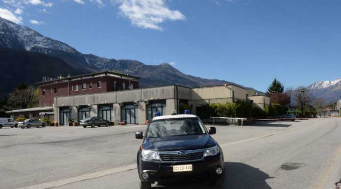 Colico: nessuna violenza, 15enne ferita “imbucandosi” in disco