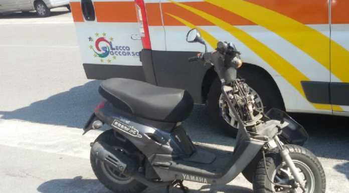 Valmadrera: scontro tra auto e moto, 38enne in ospedale