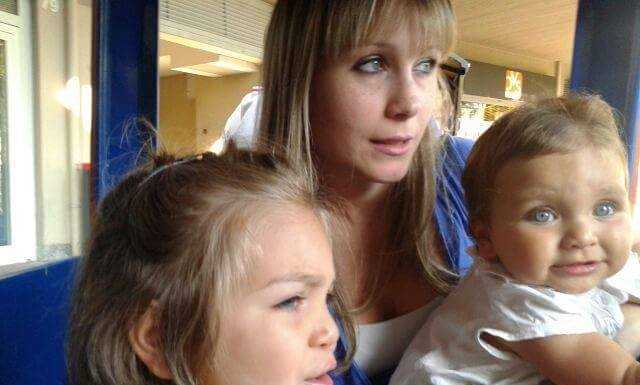 Oggi è la festa della mamma, tanti auguri a Laura