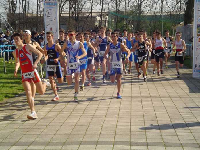 529519_451308781616816_830269497_n