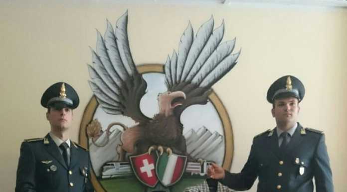 Abiti Coco Chanel contraffatti: comasca li confezionava da 15 anni