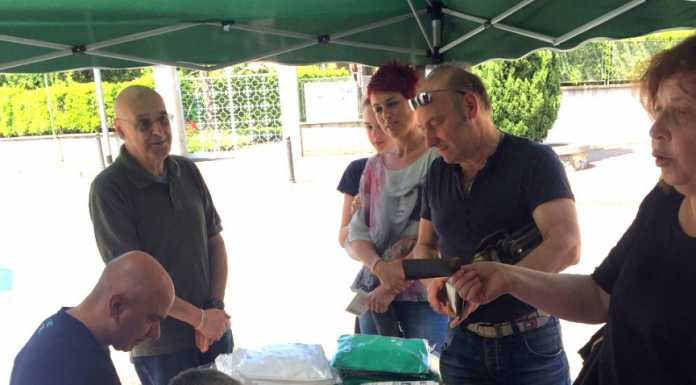 Case chiuse: in un giorno la Lega raccoglie 500 firme solo a Lecco