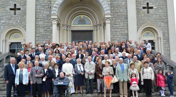 Coppie in festa a Mandello-Sacro Cuore per gli anniversari di nozze