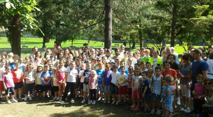 Lecco: una folla di piccoli ciclisti e genitori per “Bimbimbici”