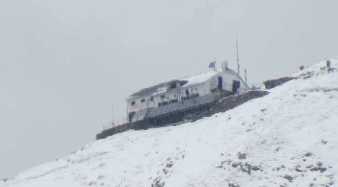 Giù le temperature, giù la neve: Grignone imbiancato Rifugio Brioschi Grignone