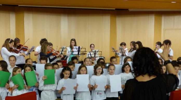 Lecco, applausi alla rassegna musicale con 120 alunni delle primarie