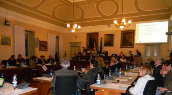 “Ciak” finale a Palazzo Bovara: in scena l’ultimo consiglio comunale