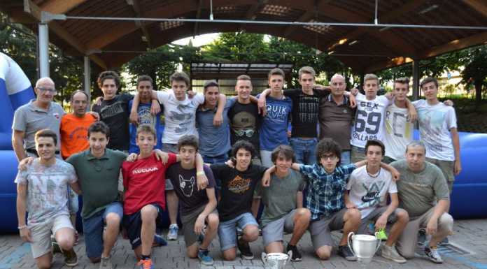 Mandello, “Divertiamoci con il calcio”. Festa e cena per gli Allievi