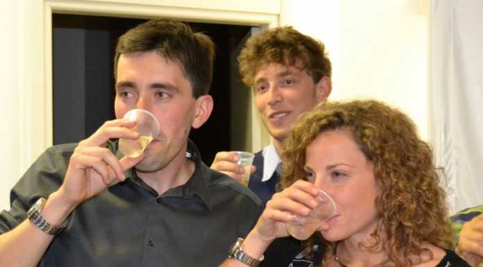 Mandello, la festa del “Paese di tutti” e il crollo di “Casa Comune”