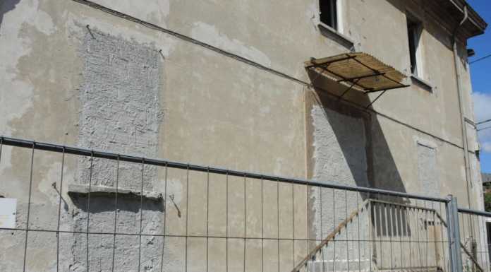 Senzatetto abusivi, violato di nuovo lo stabile alla Piccola