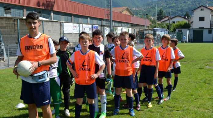 Mandello: sfide tra piccoli calciatori al campo sportivo comunale