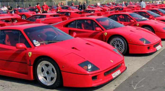 “Cavallino rampante” in via Cattaneo domenica per il Ferrari Day
