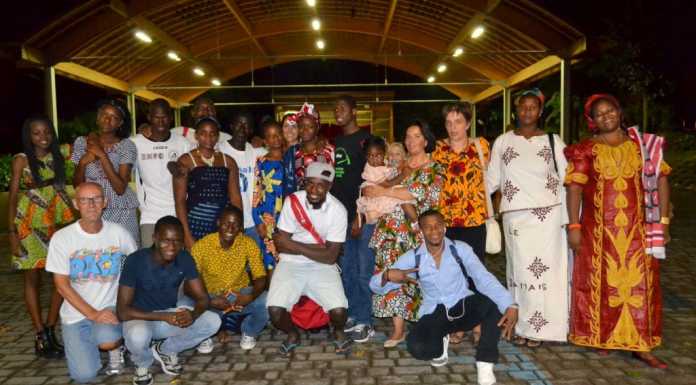 “Casa Comune”, in piazza menù e piatti stranieri. E sfila l’integrazione