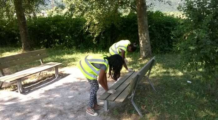 Lavello: i giovani di “Utilestate” rimettono a nuovo il lungofiume