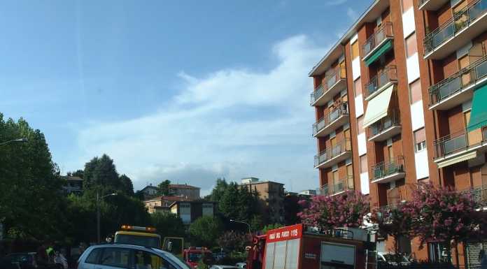 Casatenovo: incidente sulla provinciale, auto si ribalta