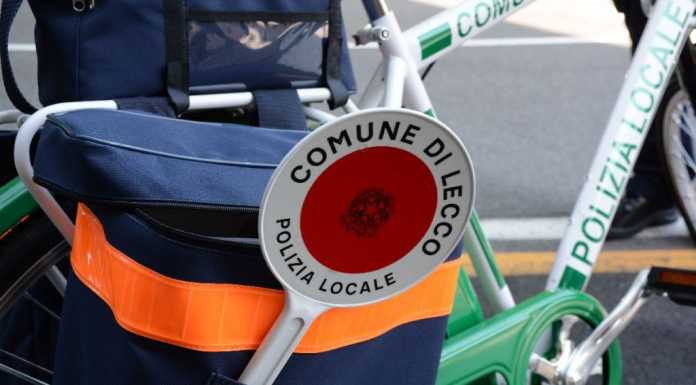 Multa notificata in ritardo e il giudice condanna il Comune