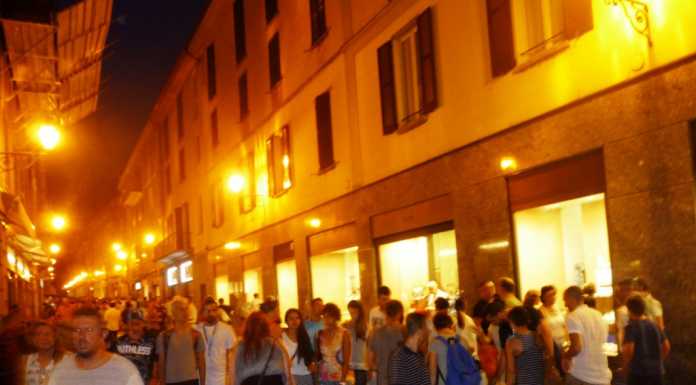 Shopping di Sera: primo giovedì di saldi ed eventi in centro