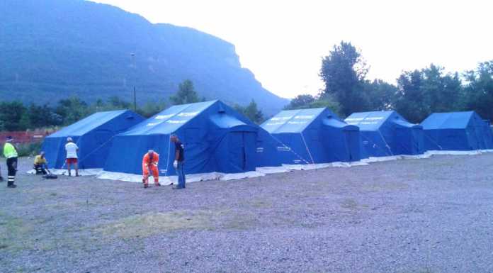 Profughi al Bione, l’ex assessore denuncia: “Molestata la mia compagna”