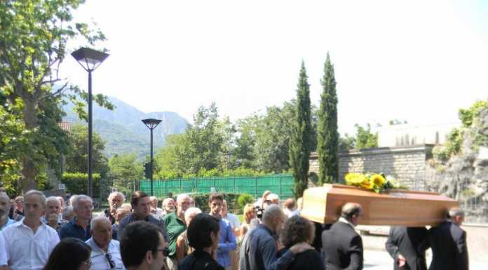 Malgrate, l’intera comunità si stringe nell’ultimo saluto a Giovanni “Gianni” Codega