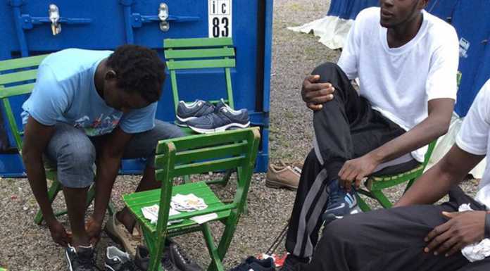 Profughi al Bione, solidarietà. Consegnati i primi beni materiali