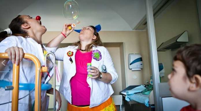 Clownterapia: alla Ferriera serata benefica con la onlus AVS