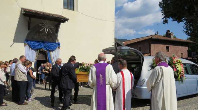 Calolzio. Addio alla prof. Austoni. “Vogliatevi bene” il suo messaggio