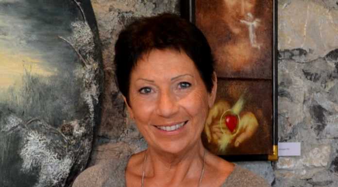 Quadri e trofei in mostra: arte e sport a braccetto con Leo Callone e Viviana