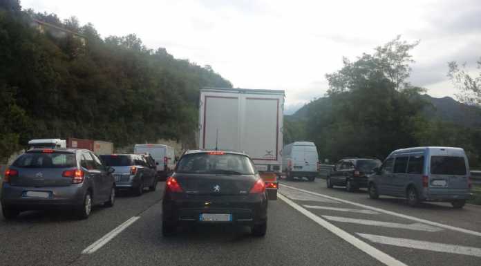Incidente in SS36 ad Arosio, nel pomeriggio fino a Nibionno