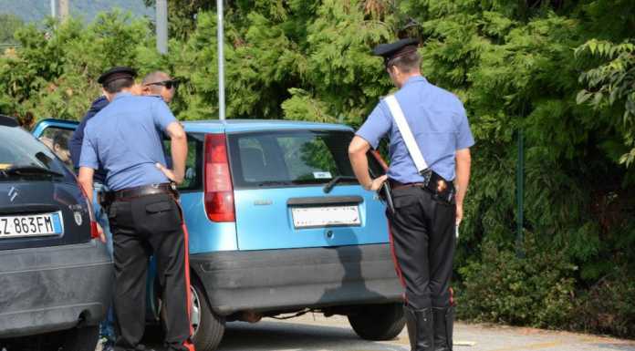 Auto rubata nel monzese abbandonata in stazione a Vercurago
