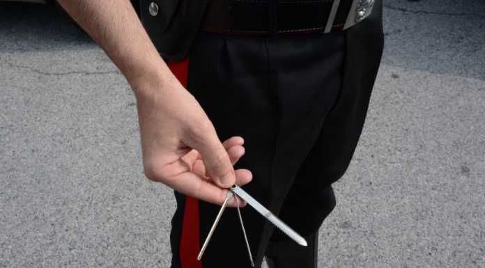 Trovato in possesso di arnesi da scasso, denunciato straniero