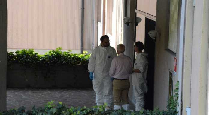 Anziana trovata morta in casa: una caduta le ha tolto la vita