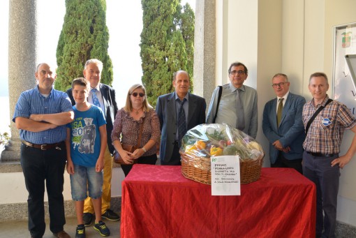 foto di gruppo villa monastero