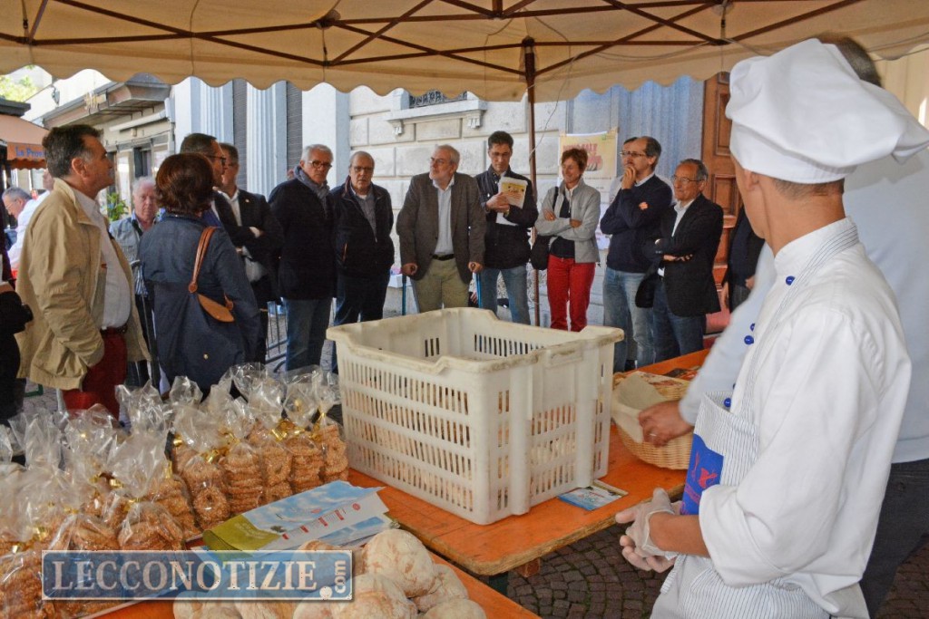 “Non solo pane in piazza”: si apre l’iniziativa di Confcommercio