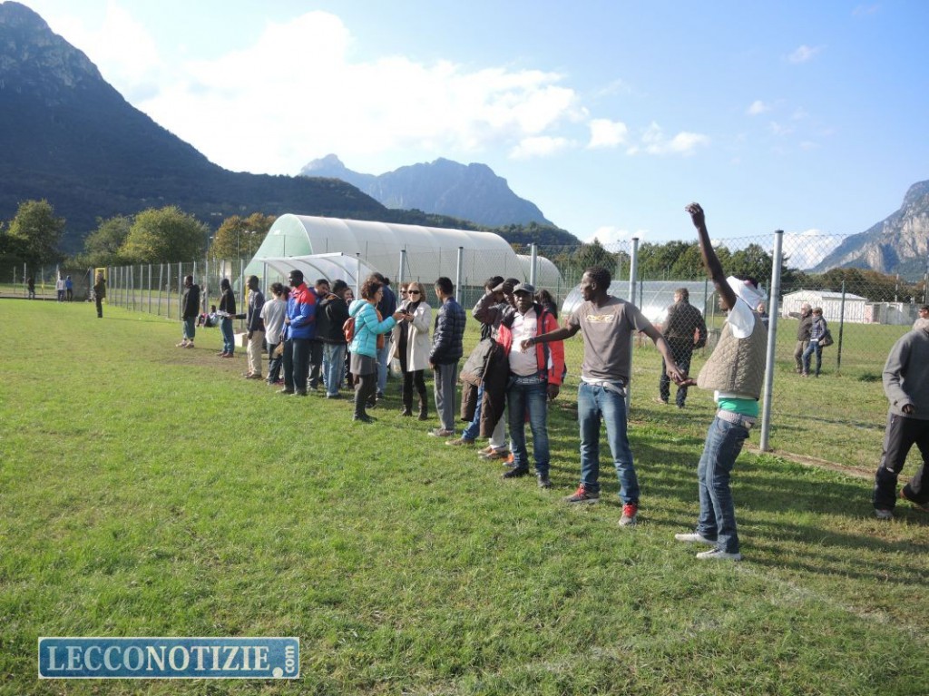 Al Bione la partita di calcio solidale per i ragazzi migranti