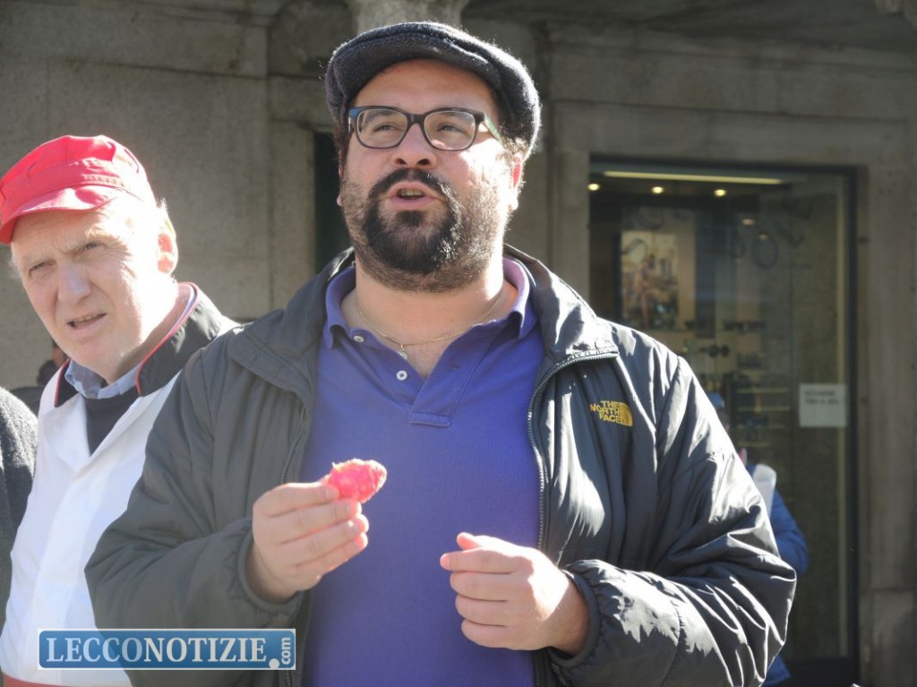 Carne cancerogena: a Lecco FDI in piazza insieme ai macellai