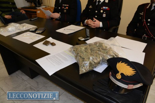 La droga sequestrata dai carabinieri alla rete di spacciatori