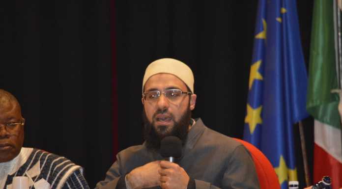 Pakistano espulso per terrorismo, l’Imam di Lecco lo difende