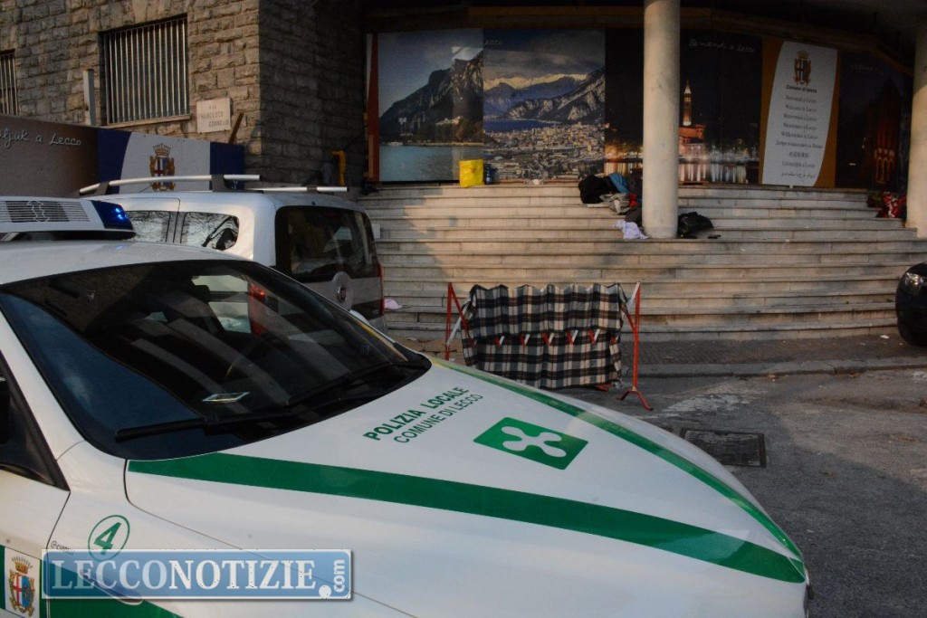 Lecco. Nuovo sgombero dei migranti dall’ex tribunale