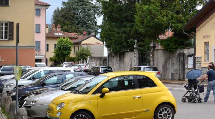 Mandello. I 5 Stelle:”Per i parcheggi si sta sbagliando tutto”