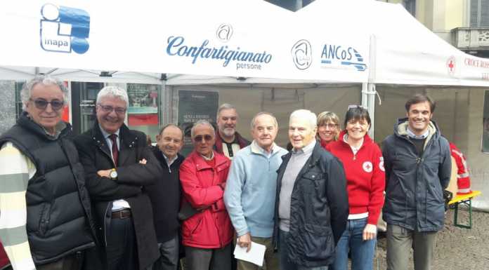 Alzheimer: gazebo dei pensionati di Confartiginato e CRI